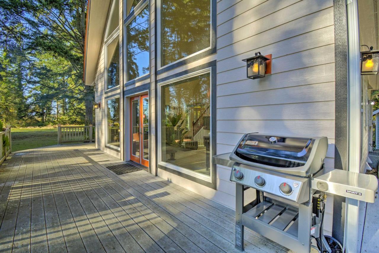 Fox Paws Luxury Cabin - Hot Tub, Fire Pit & Pines! Hansville Экстерьер фото